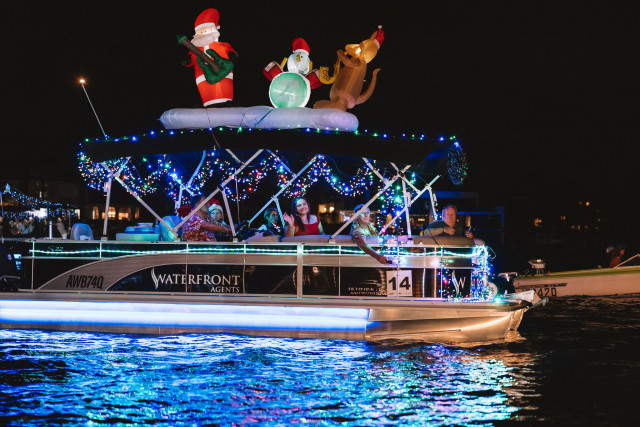 Best things to do on the Sunshine Coast at Christmas